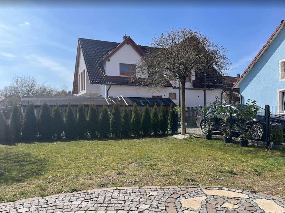 Apartment Amidst Nature-Riverdale, North Of Munich Fahrenzhausen Exterior foto